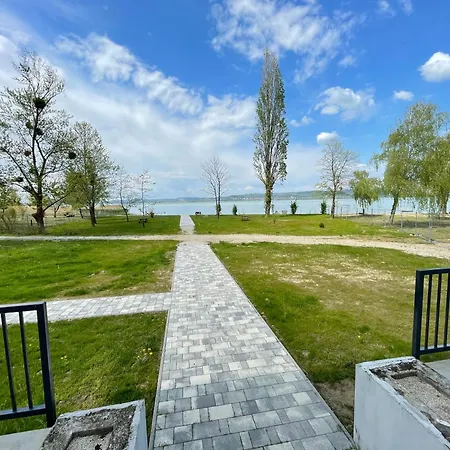 Aniko Vizparti Studio Apartman Apartment Balatonbereny